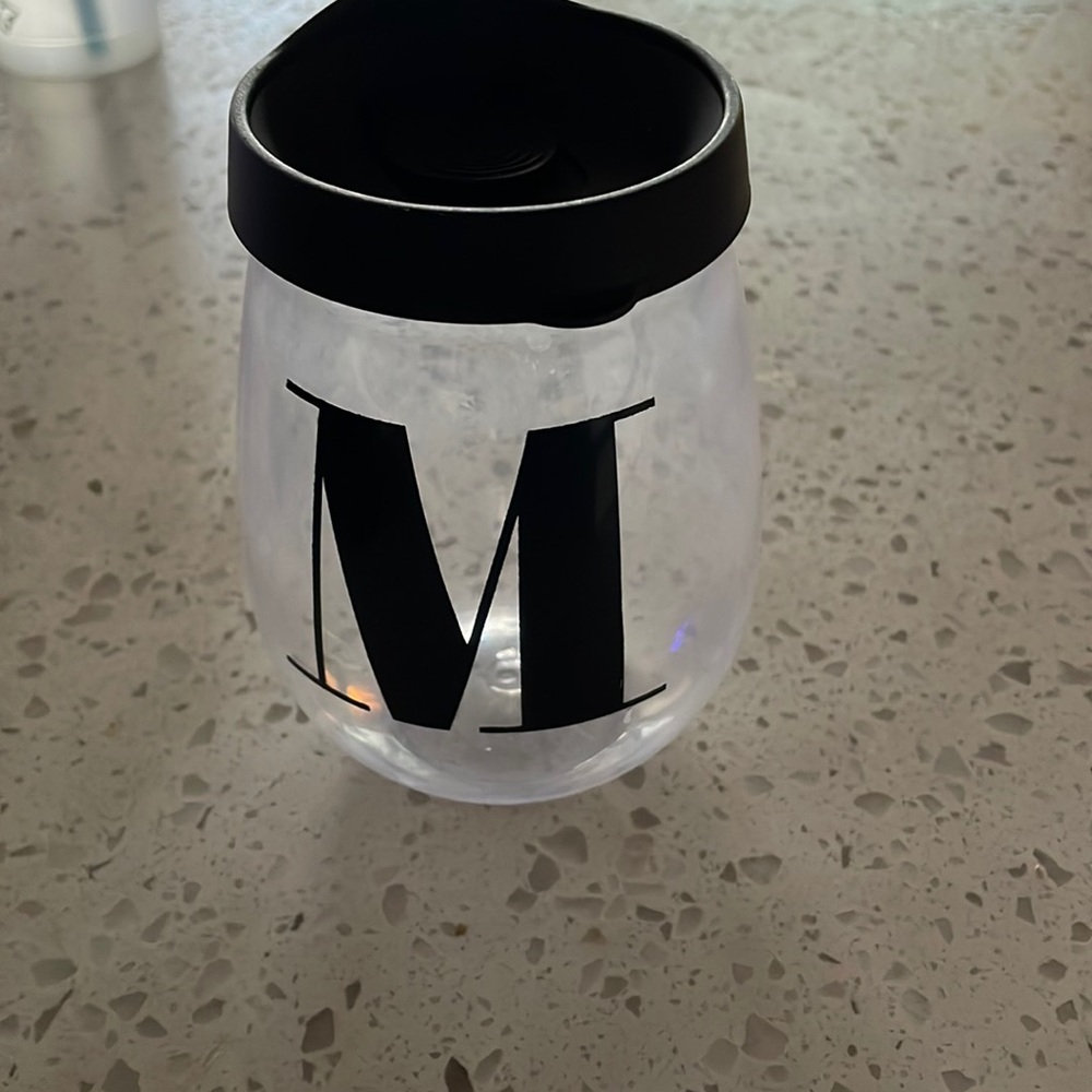 “M” tumbler
